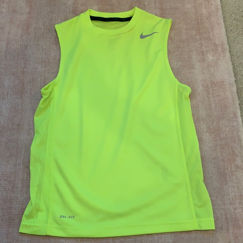 Nike tank